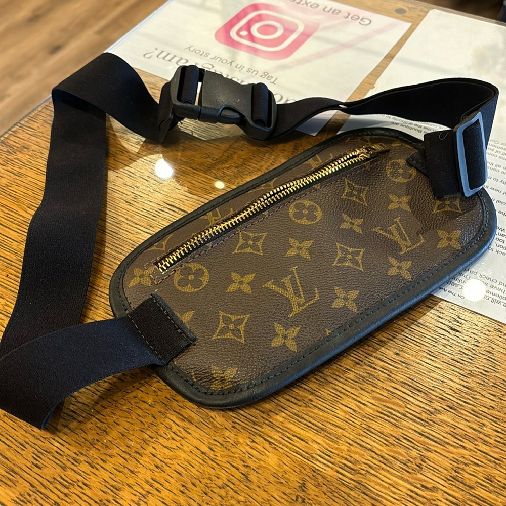 Recycle Louis Vuitton crossbody